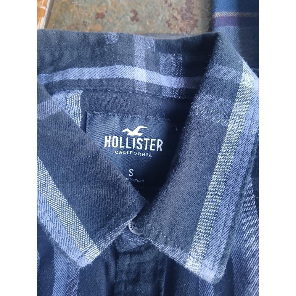 Lot of 3 Hollister Men's Flannel Shirts Size Small S Button Down Plaid Gingham - Picture 5 of 7